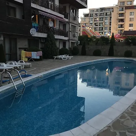 In Panorama Bay 2
