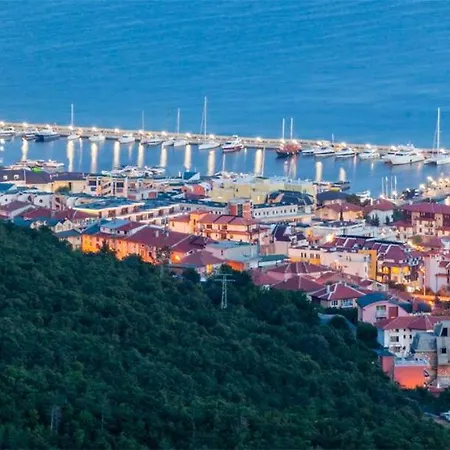 In Panorama Bay 2